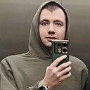 Знакомства: Илья, 26 лет, Уссурийск