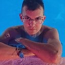Знакомства: Илья, 33 года, Донецк