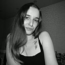 Знакомства: Анна, 23 года, Магадан
