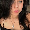 Знакомства: Ксения, 19 лет, Тюмень