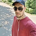 Знакомства: Юрий, 33 года, Иловля