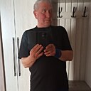 Знакомства: Дмитрий, 67 лет, Петропавловск-Камчатский