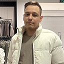 Знакомства: Олег, 30 лет, Оренбург