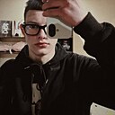 Знакомства: Максим, 19 лет, Барановичи