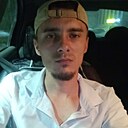 Знакомства: Максимка, 30 лет, Караганда