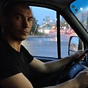 Знакомства: Максим, 31 год, Омск