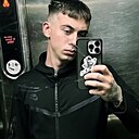 Знакомства: Евгений, 23 года, Сочи