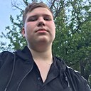 Знакомства: Артем, 18 лет, Красный Луч