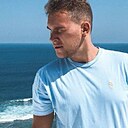 Знакомства: Артем, 32 года, Звенигород