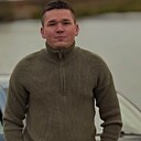 Знакомства: Максим, 25 лет, Нурлат