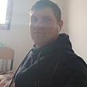 Знакомства: Павел, 32 года, Москва