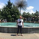 Знакомства: Артем, 32 года, Одинцово