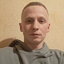 Знакомства: Денис, 28 лет, Щербинка