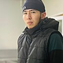 Знакомства: Ойбек, 24 года, Свободный