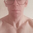Знакомства: Виталий, 24 года, Асбест