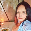 Знакомства: Дина, 28 лет, Москва