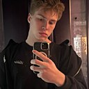 Знакомства: Богдан, 19 лет, Волгоград