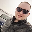 Знакомства: Александр, 29 лет, Никель