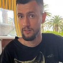 Знакомства: Андрей, 24 года, Краснодар