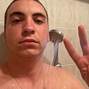 Знакомства: Максим, 21 год, Темрюк