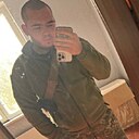 Знакомства: Vladislav, 24 года, Харьков