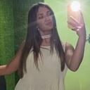Знакомства: Лена, 22 года, Санкт-Петербург