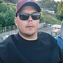 Знакомства: Кирилл, 32 года, Северск