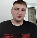 Знакомства: Claudiu, 28 лет, Motru