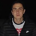 Знакомства: Динар, 22 года, Уфа