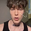 Знакомства: Арсений, 18 лет, Киров