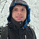 Знакомства: Rares, 24 года, București