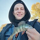 Знакомства: Александр, 20 лет, Семей