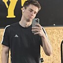 Знакомства: Александр, 22 года, Днепр