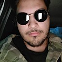 Знакомства: Кирилл, 22 года, Салехард