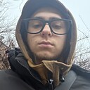 Знакомства: Вадим, 22 года, Донецк