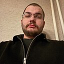 Знакомства: Макар, 25 лет, Тюмень