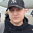 Знакомства: Иван, 25 лет, Докучаевск