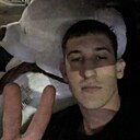 Знакомства: Роман, 21 год, Бузулук