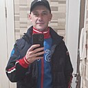 Знакомства: Артем, 32 года, Псков