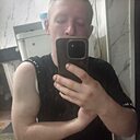 Знакомства: Максим, 23 года, Таштагол