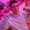 Знакомства: Матвей, 21 год, Киров