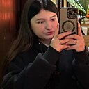 Знакомства: Дарья, 18 лет, Тюмень