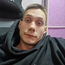 Знакомства: Илья, 25 лет, Речица