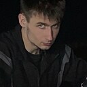 Знакомства: Максим, 23 года, Киров