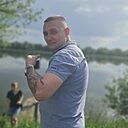 Знакомства: Игорек, 30 лет, Луховицы