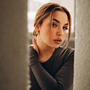 Знакомства: Полина, 23 года, Братск