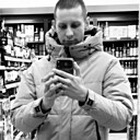 Знакомства: Максим, 26 лет, Луганск