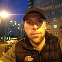 Знакомства: Виталий, 32 года, Киров