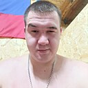 Знакомства: Максим, 24 года, Макеевка
