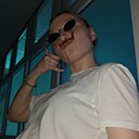 Знакомства: Валерия, 18 лет, Екатеринбург